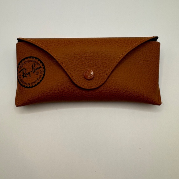 Mens prescription Ray Ban aviator sunglasses and case. Like new condition. - Picture 8 of 9